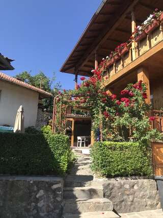 Гостевой дом Guest House Roden Dom Копривштица-1